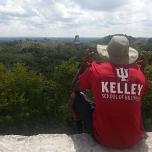 Meet your Posher, Terrence